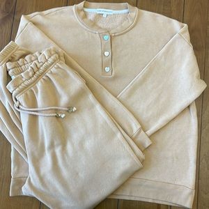 Stoney Clover Ln x Donni set